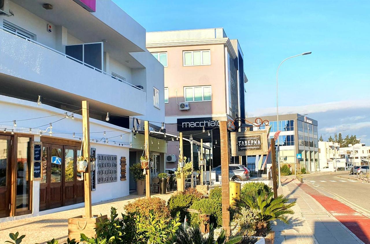 Kalidonia Residence Suite Nicosia , Spacious 2 Bedroom Suite With Office ภายนอก รูปภาพ