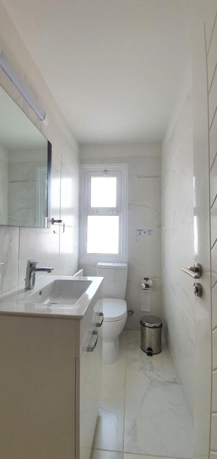 Kalidonia Residence Suite Nicosia , Spacious 2 Bedroom Suite With Office ภายนอก รูปภาพ